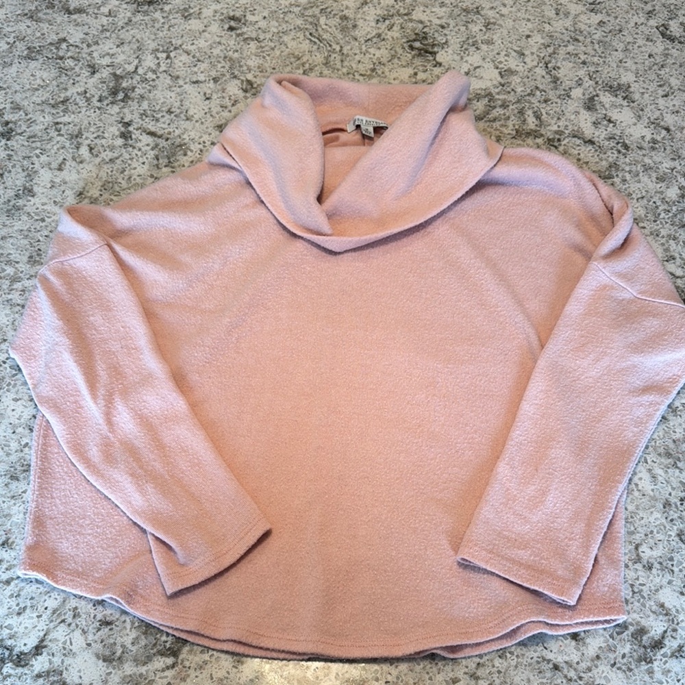 Women's Pink Sweater